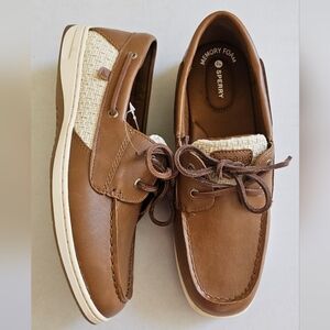 NWOT Women Sperry Tan Boat Shoes
